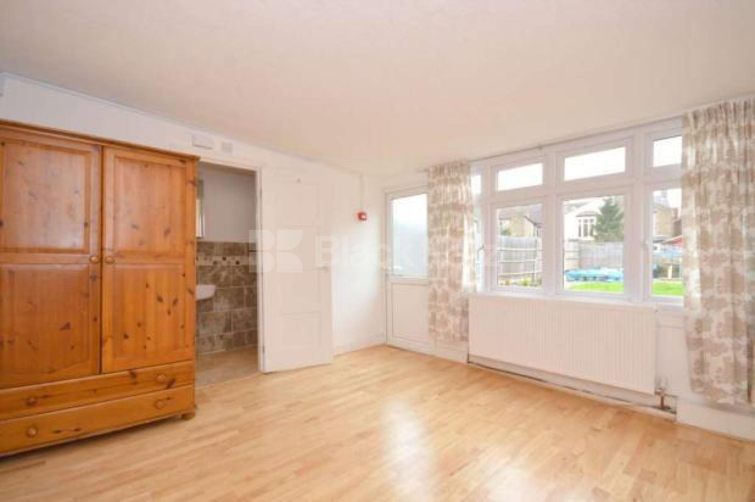 			NEW INSTRUCTION ( Includes Gas, Electricity and Water)., 1 Bedroom, 1 bath, 1 reception Apartment			 Baldry Gardens, Streatham Common SW16